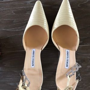 Manolo Blahnik off white/ivory shoes